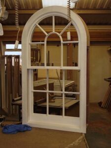 Arched and Circular Aluminum Windows 7 Arched and Circular Aluminum Windows