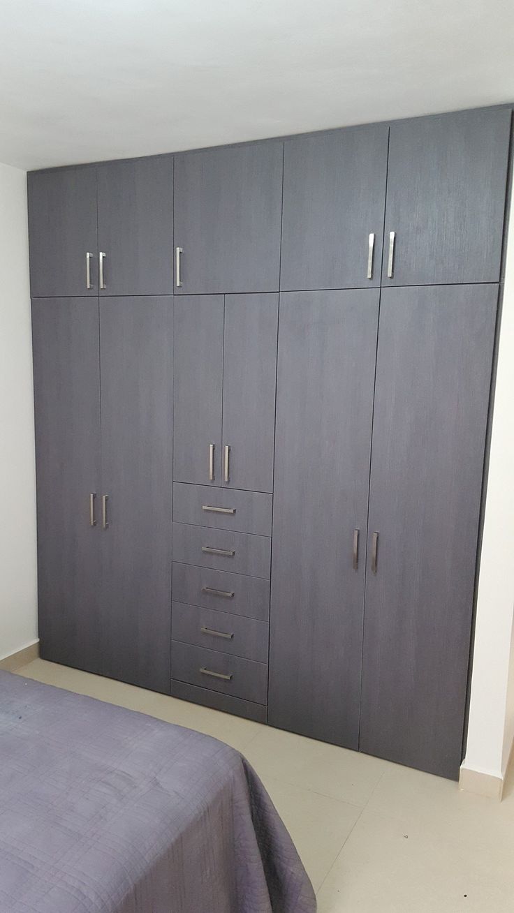 Built-in Wall Wardrobe 2 Built-in Wall Wardrobe