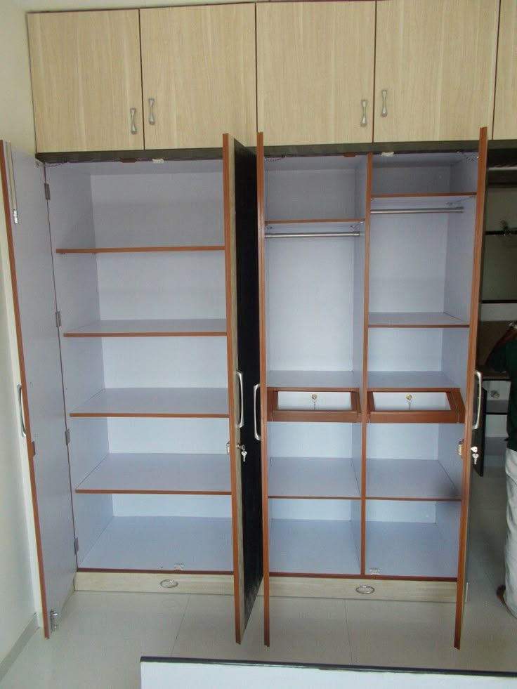 Built-in Wall Wardrobe 5 Built-in Wall Wardrobe
