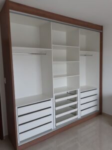 Contemporary White Gloss Wall Walk-In Wardrobe
