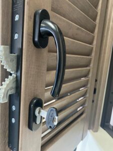 Louvered Aluminum Windows