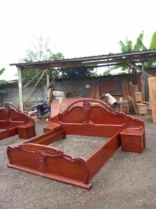 6x6 Feet Hard wooden bed